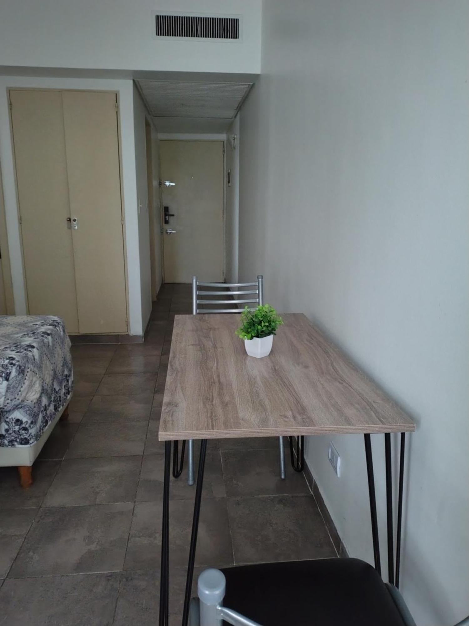 Apartamento Calle Corrientes Буенос Айрес Екстериор снимка