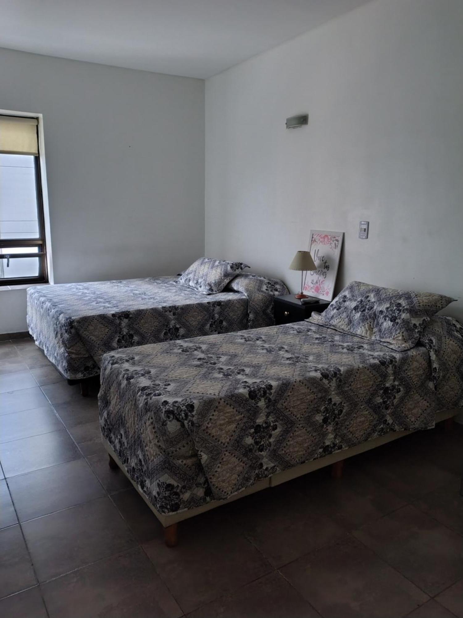 Apartamento Calle Corrientes Буенос Айрес Екстериор снимка